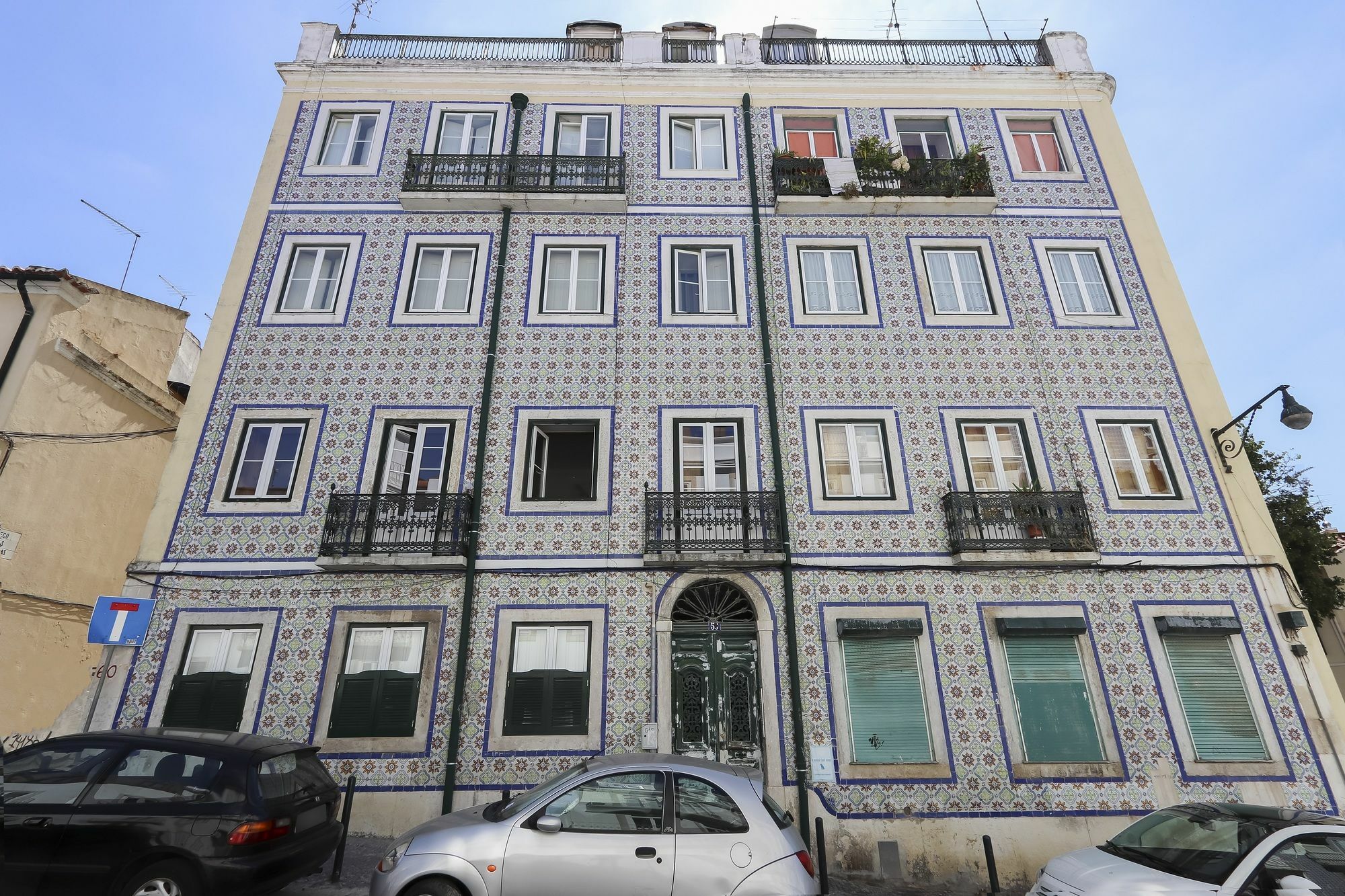 Mouraria Stylish By Homing Apartment Lisbon Exterior photo